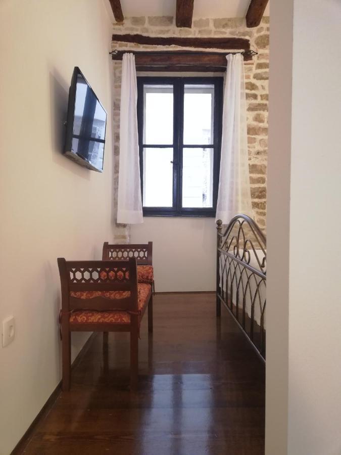 Studio Apartment Casa Di Pietra Rovinj Exterior photo
